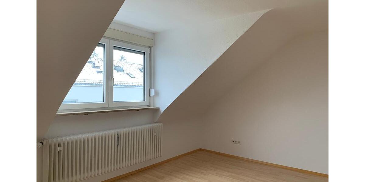 Dachgeschoßwohnung Gerbrunn - 3 Zimmer, 71 m&sup2;, 860&euro; | Angebot:26665642