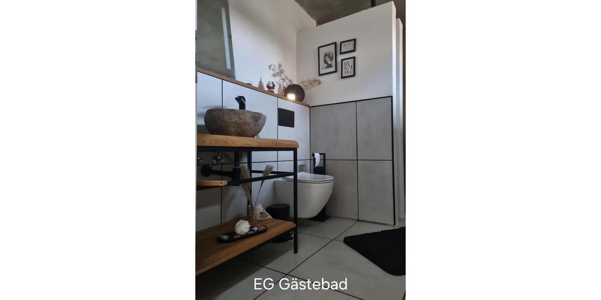 Einfamilienhaus Roden - 7 Zimmer, 254 m&sup2;, 599.000&euro; | Angebot:27003509