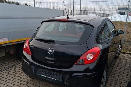 Opel Corsa 99.282 km 2.500 &euro; Esselbach 97839