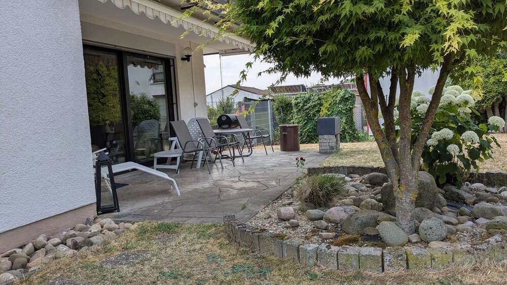 Einfamilienhaus Höchberg - 10 Zimmer, 290 m&sup2;, 921.000&euro; | Angebot:27154315