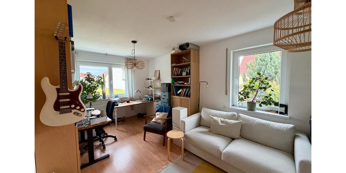 Erdgeschoßwohnung Gerbrunn - 4 Zimmer, 136 m&sup2;, 1.450&euro; | Angebot:26566782