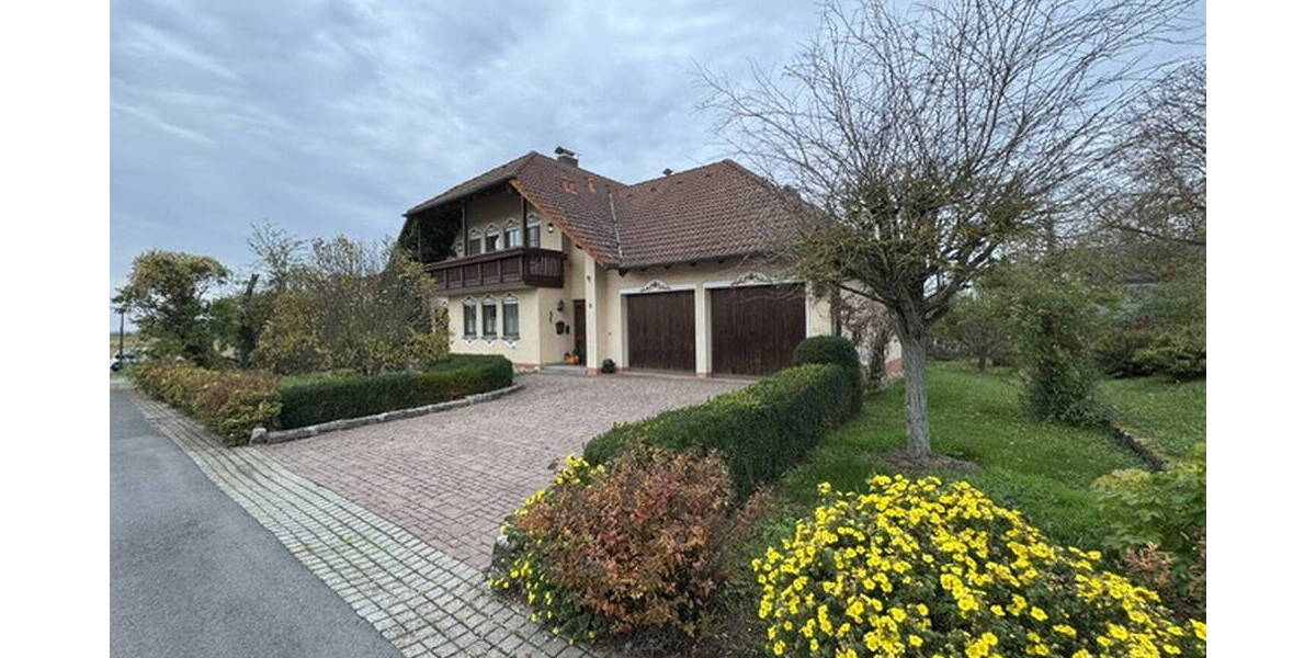 Einfamilienhaus Grünsfeld Krensheim - 8 Zimmer, 266 m&sup2;, 550.000&euro; | Angebot:26763697