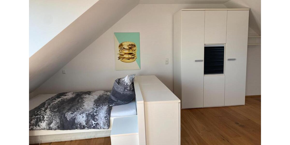 Dachgeschoßwohnung Würzburg Frauenland - 1 Zimmer, 50 m&sup2;, 950&euro; | Angebot:26284502