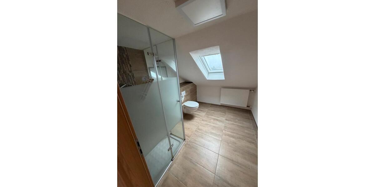 Dachgeschoss Wohnung 2 zimmer