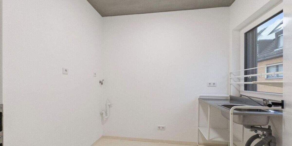 Einfamilienhaus Würzburg Heidingsfeld - 8 Zimmer, 215 m&sup2;, 1.095.000&euro; | Angebot:25820156