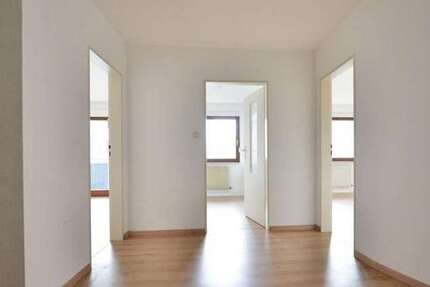 Wohnung Würzburg Sanderau - 3 Zimmer, 74 m&sup2;, 840&euro; | Angebot:26732618
