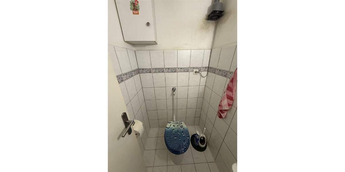 Mehrfamilienhaus, Wohnhaus Werbach - 7 Zimmer, 135 m&sup2;, 135.000&euro; | Angebot:25802708