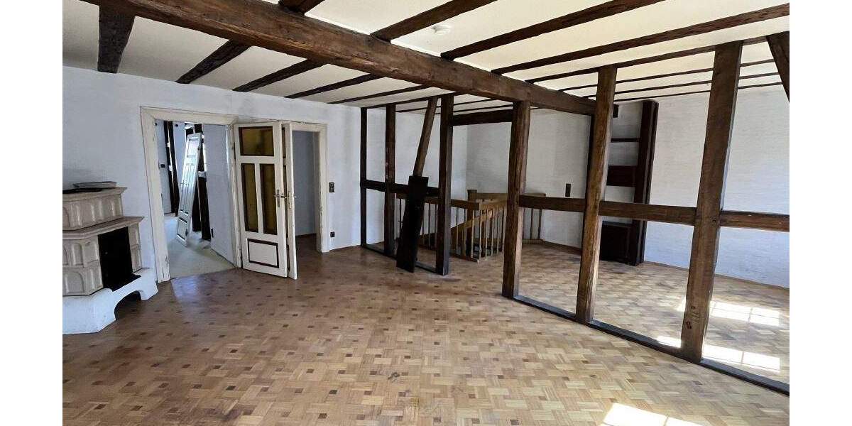 Mehrfamilienhaus, Wohnhaus Tauberbischofsheim - 8 Zimmer, 300 m&sup2;, 192.500&euro; | Angebot:25706844