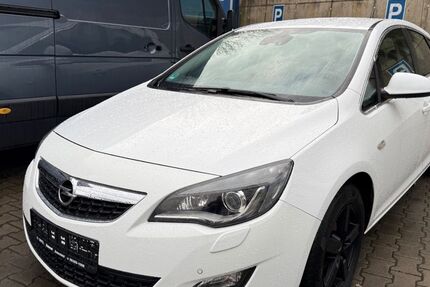 Opel Astra 173.000 km 2.499 &euro; Estenfeld 97230