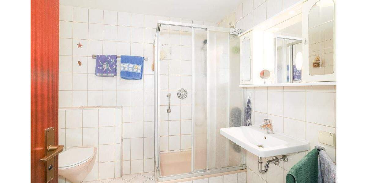 Etagenwohnung Würzburg Frauenland - 2 Zimmer, 98 m&sup2;, 320.000&euro; | Angebot:25731311