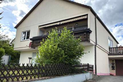 Haus Würzburg Dürrbachau - 10 Zimmer, 257 m&sup2;, 498.000&euro; | Angebot:26852348