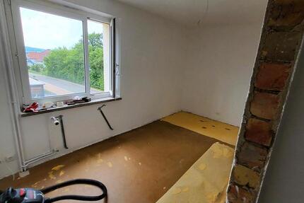 Wohnung Estenfeld - 3 Zimmer, 64 m&sup2;, 65.000&euro; | Angebot:25589365