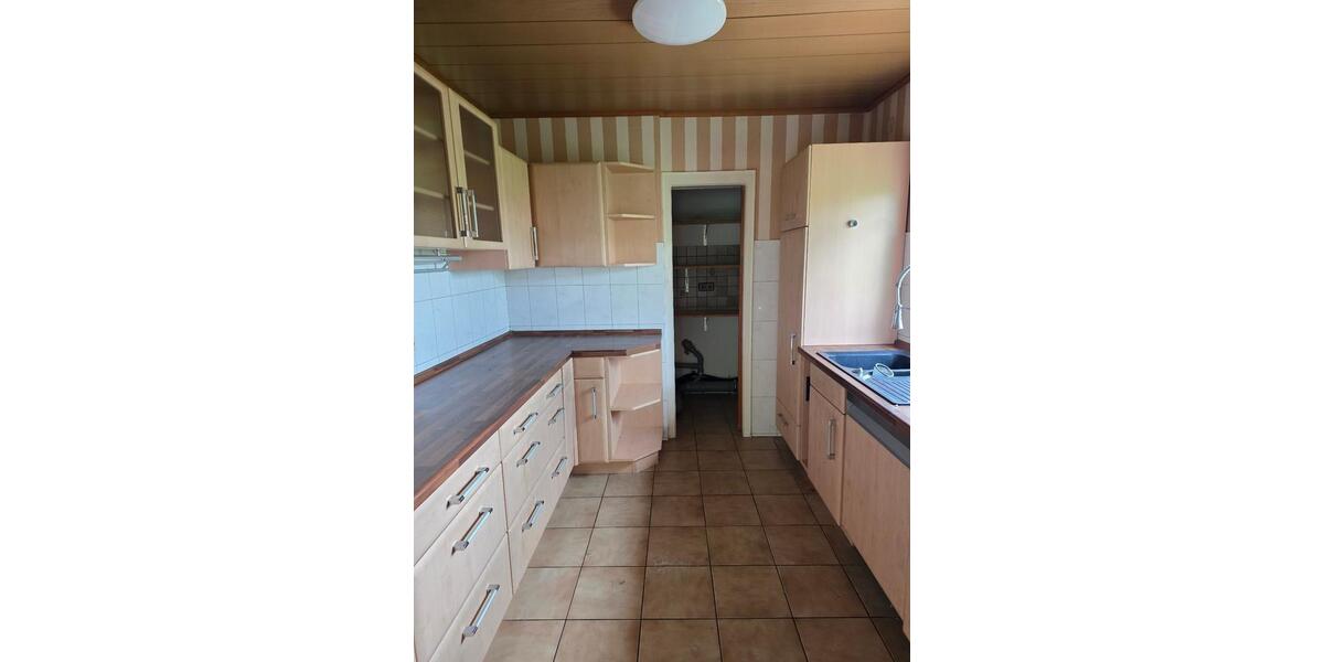 Mehrfamilienhaus, Wohnhaus Werbach - 10.5 Zimmer, 250 m&sup2;, 298.000&euro; | Angebot:26829286