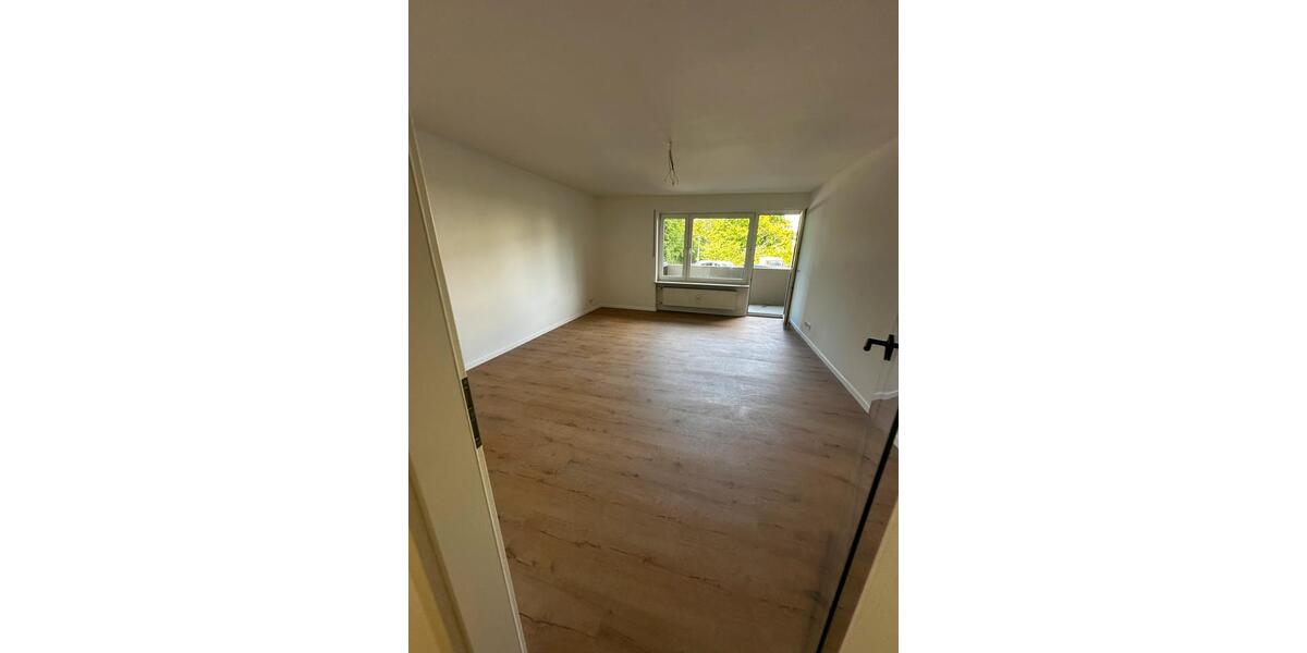 Erdgeschoßwohnung Würzburg Lengfeld - 2.5 Zimmer, 70 m&sup2;, 1.180&euro; | Angebot:26686957