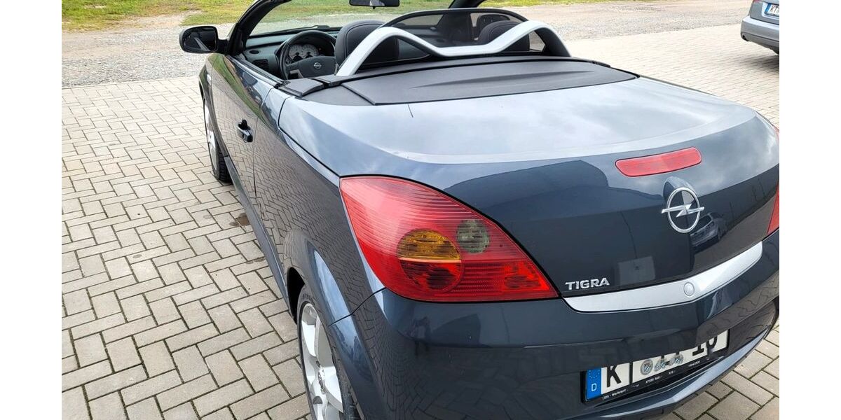 Opel Tigra 124.323 km 3.600 &euro; Rüdenhausen 97355