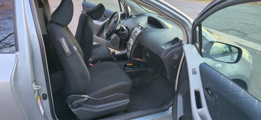 Toyota Yaris 130.834 km 2.900 &euro; Kitzingen 97318