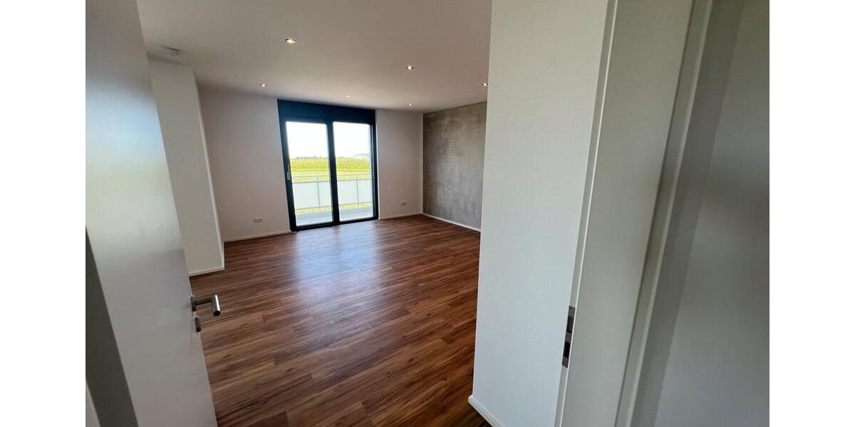 Erdgeschoßwohnung Ippesheim - 2.5 Zimmer, 75 m&sup2;, 290.000&euro; | Angebot:26517926