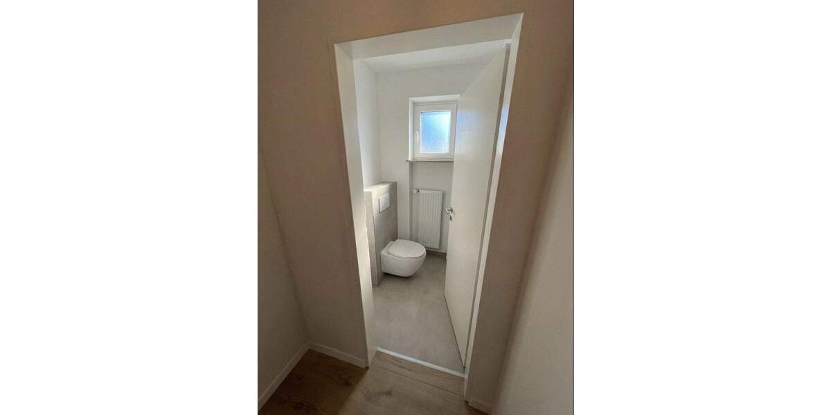 Etagenwohnung Würzburg Versbach - 4 Zimmer, 112 m&sup2;, 377.000&euro; | Angebot:25824683