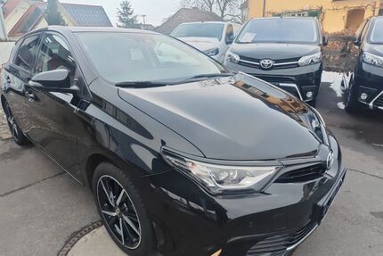 Toyota Auris 65.400 km 14.600 &euro; Sommerach 97334