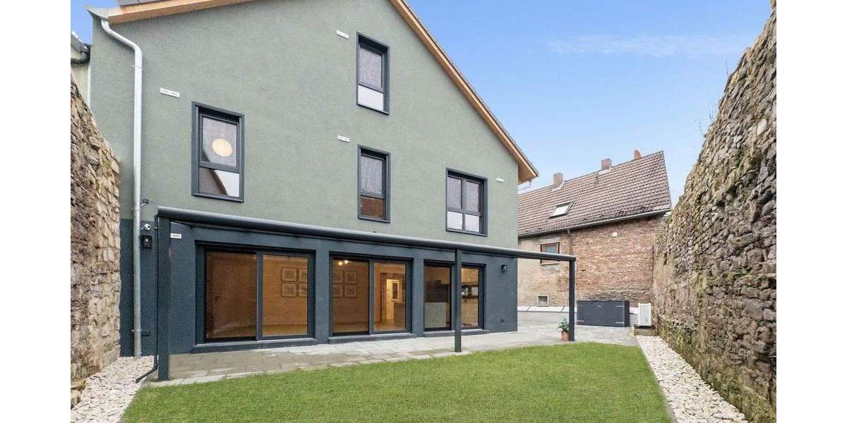 Einfamilienhaus Würzburg Heidingsfeld - 8 Zimmer, 215 m&sup2;, 1.095.000&euro; | Angebot:25820156