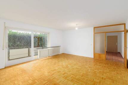 Wohnen mit Licht, Raum und Komfort - Erdgeschosswohnung mit Terrasse & Balkon 3 zimmer