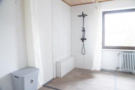 Etagenwohnung Grünsfeld - 6 Zimmer, 190 m&sup2;, 1.800&euro; | Angebot:26038449