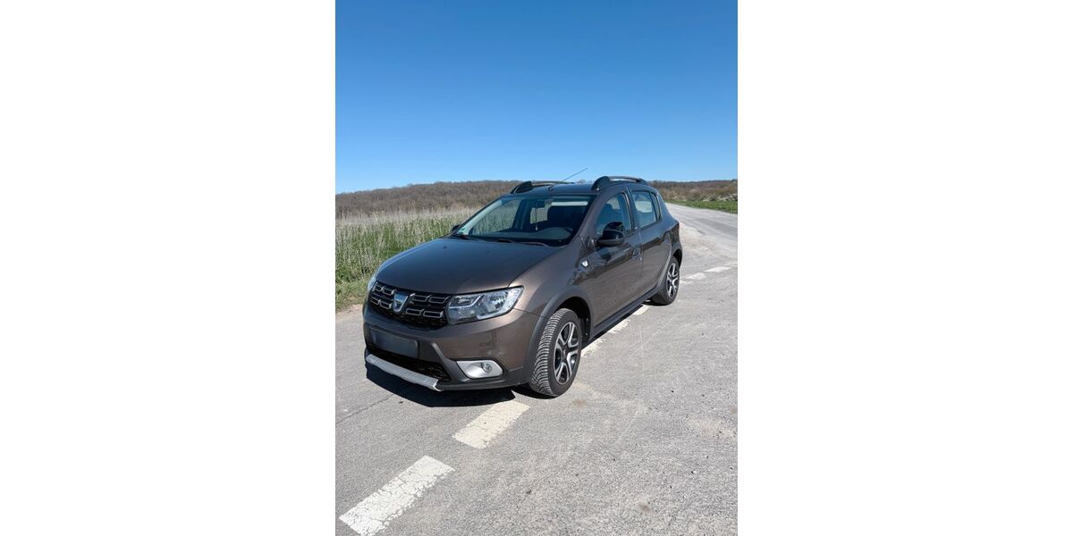 Dacia Sandero 40.000 km 9.800 &euro; Würzburg 97072