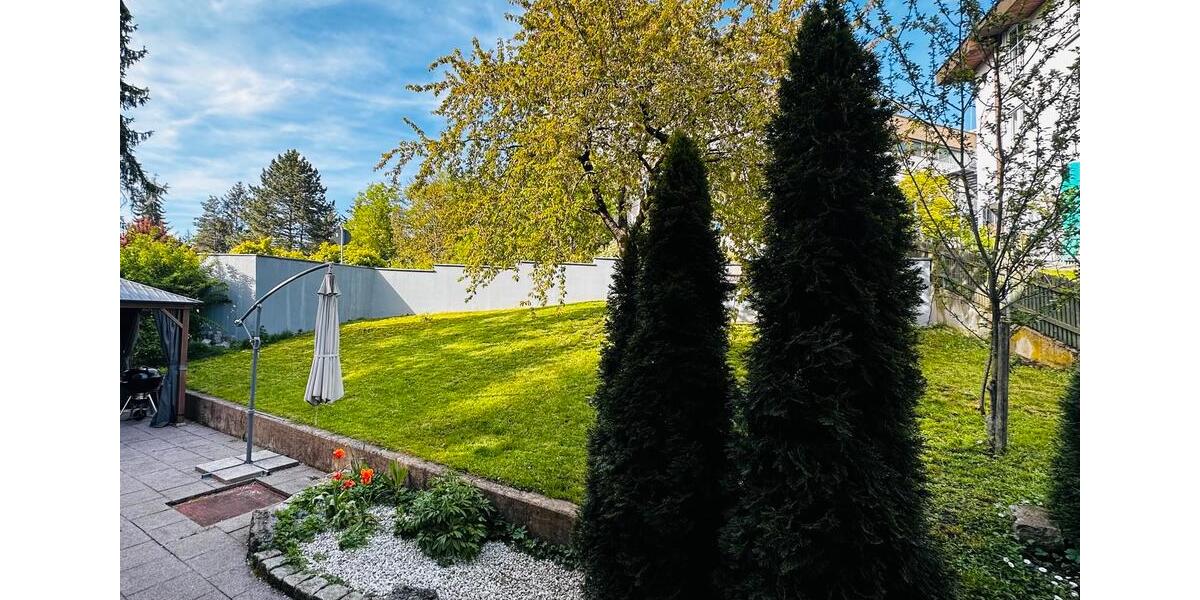 Erdgeschoßwohnung Gerbrunn - 4 Zimmer, 100 m&sup2;, 1.450&euro; | Angebot:25811062