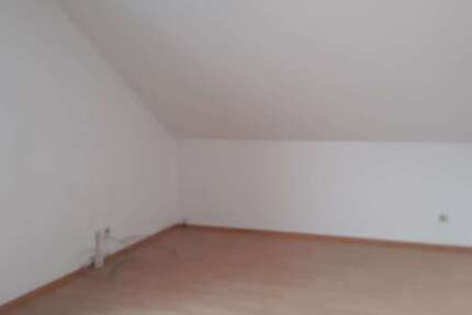 Haus Rottendorf - 5 Zimmer, 130 m&sup2;, 1.100&euro; | Angebot:25979795