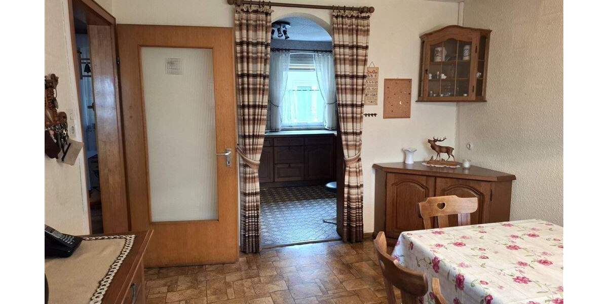 Reihenmittelhaus Thüngersheim - 5 Zimmer, 132 m&sup2;, 239.000&euro; | Angebot:25773569
