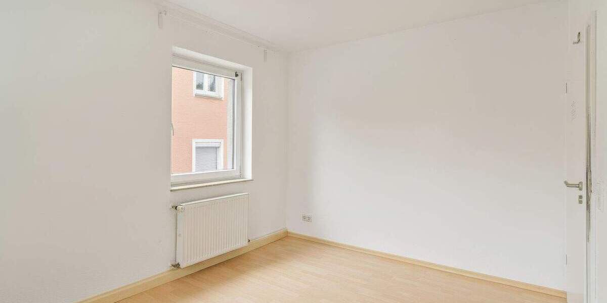 Etagenwohnung Würzburg Altstadt - 3 Zimmer, 69 m&sup2;, 330.000&euro; | Angebot:25692442