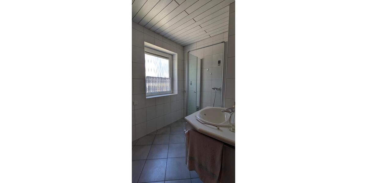 Hochparterre Würzburg Lindleinsmühle - 5 Zimmer, 104 m&sup2;, 379.000&euro; | Angebot:27221365