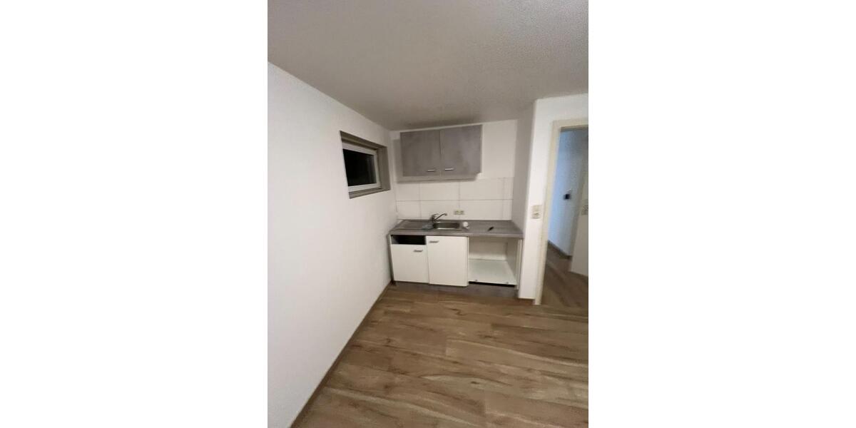 2-Zimmer-Apartment im Souterrain in Gerbrunn – ab sofort frei 2 zimmer