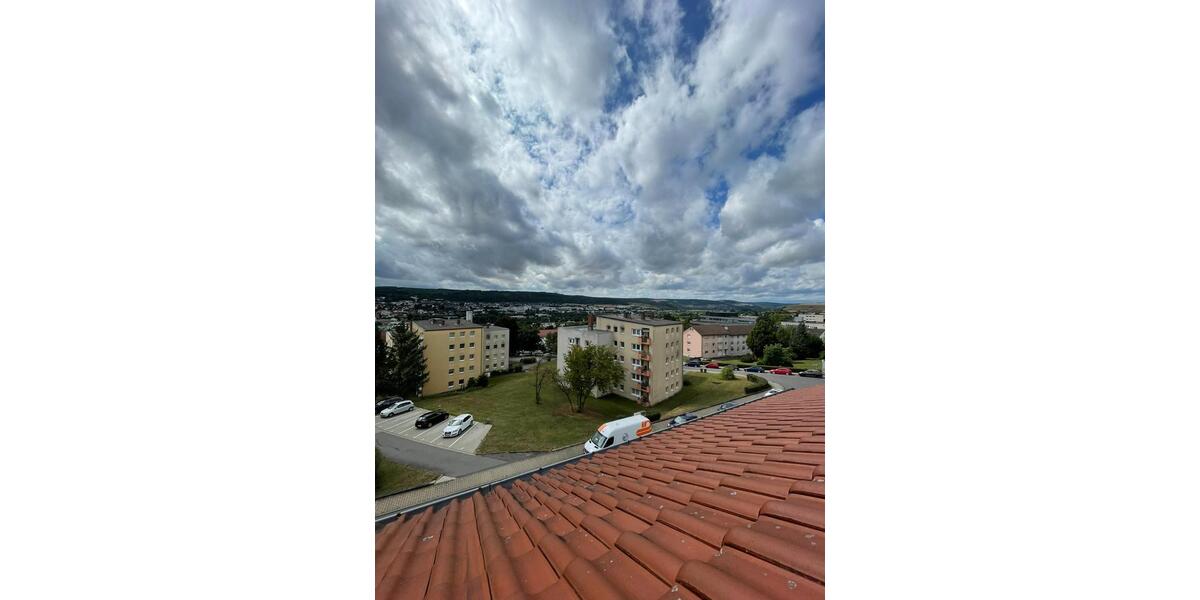 Handwerker aufgepasst. Rohbau-zwei DGWohnungen mit viel Potential 8 zimmer