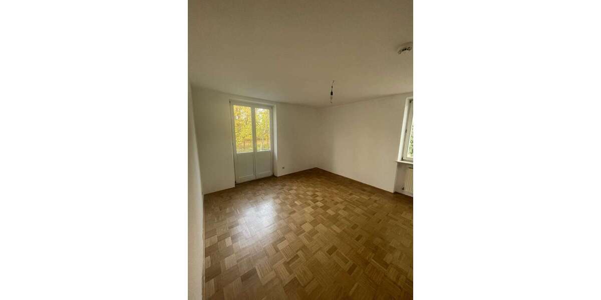 Etagenwohnung Würzburg Sanderau - 3 Zimmer, 70 m&sup2;, 850&euro; | Angebot:25590407