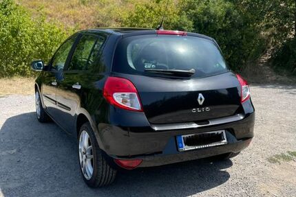 Renault Clio 152.000 km 2.500 &euro; Leinach 97274