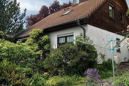 Einfamilienhaus mit idyllischem Garten