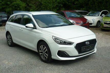 Hyundai i30 47.500 km 15.990 &euro; Estenfeld bei Würzburg 97230