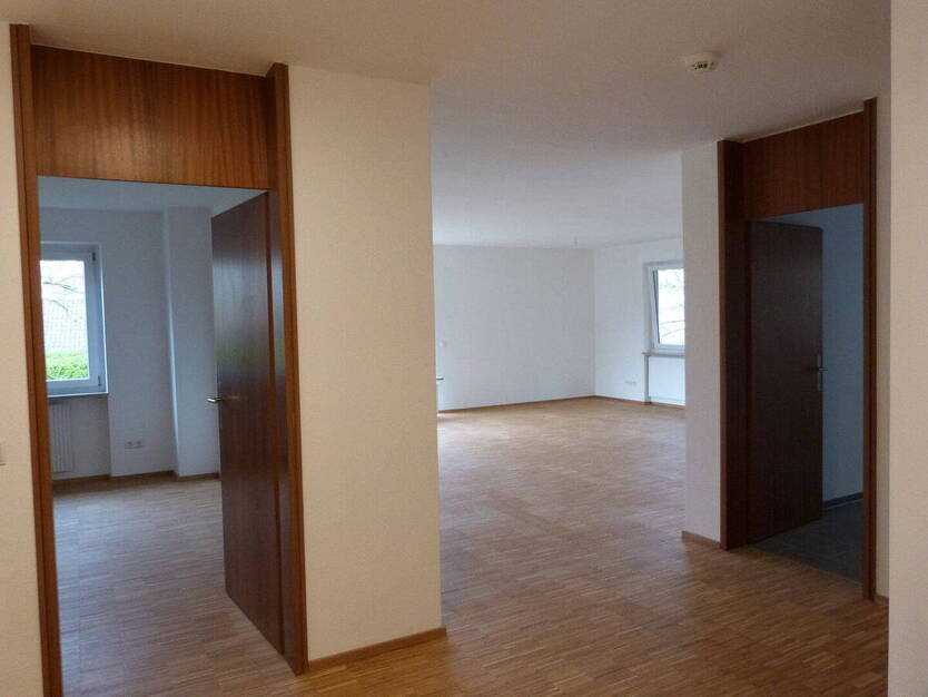 PROVISIONSFREI in WÜGerbrunn: lukrative SteuervorteilekernsaniertTerrasse2xTGim Grünen 3 zimmer