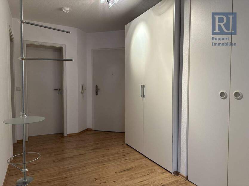 Helle 2-Zimmer-Wohnung mit Balkon und Stellplatz in der Sanderau 2 zimmer