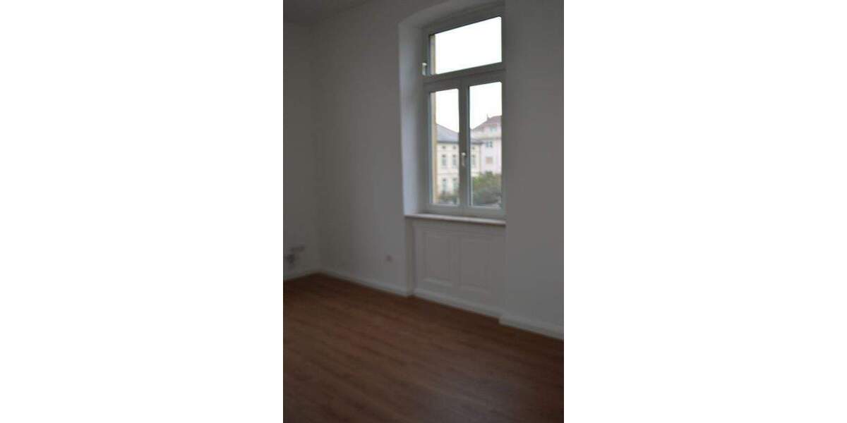 Etagenwohnung Kitzingen - 4 Zimmer, 114 m&sup2;, 830&euro; | Angebot:24906126