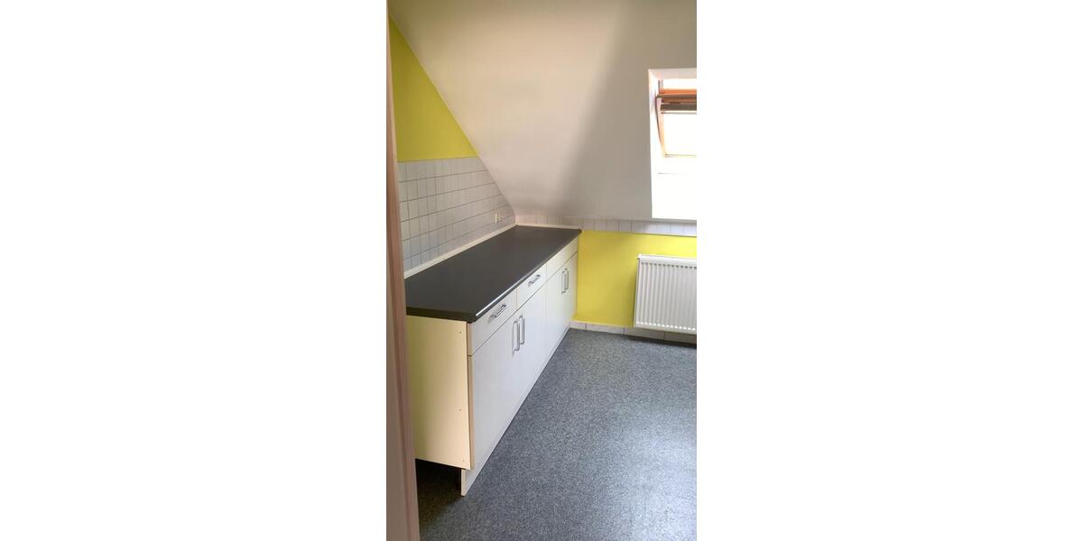 Dachgeschoßwohnung Arnstein - 3 Zimmer, 72 m&sup2;, 550&euro; | Angebot:26063242