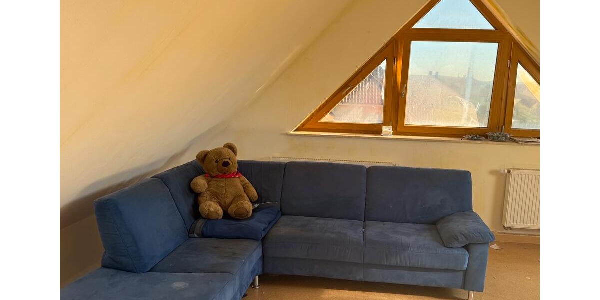 Dachgeschoßwohnung Zellingen - 4 Zimmer, 90 m&sup2;, 900&euro; | Angebot:26314000