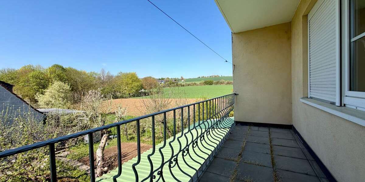 Etagenwohnung Würzburg / Versbach Versbach - 3 Zimmer, 82 m&sup2;, 249.000&euro; | Angebot:26534737