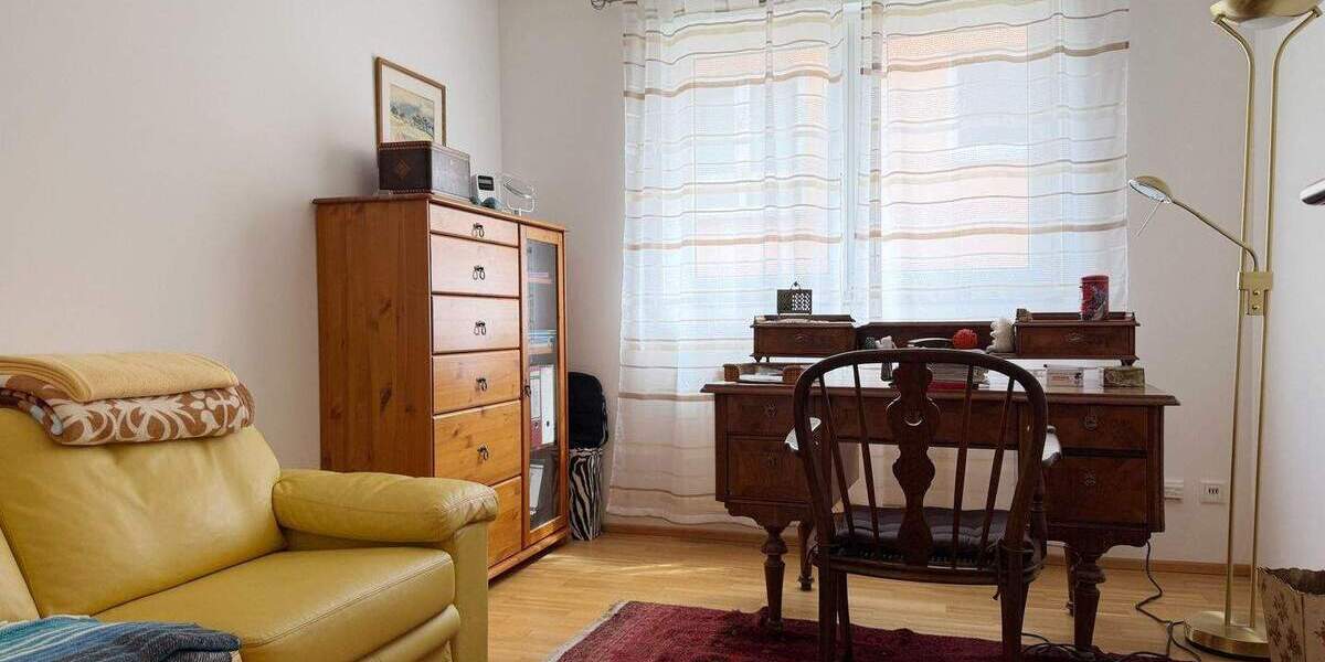 Etagenwohnung Würzburg Frauenland - 3 Zimmer, 107 m&sup2;, 590.000&euro; | Angebot:26450533