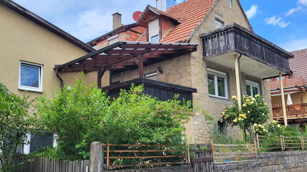 Mehrfamilienhaus, Wohnhaus Höchberg - 6 Zimmer, 100 m&sup2;, 345.000&euro; | Angebot:26815935