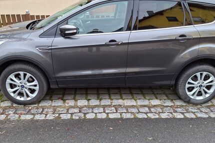 Ford Kuga 88.000 km 12.999 &euro; Biebelried 97318