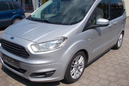 Ford Tourneo Courier 185.134 km 4.990 &euro; Kitzingen 97318