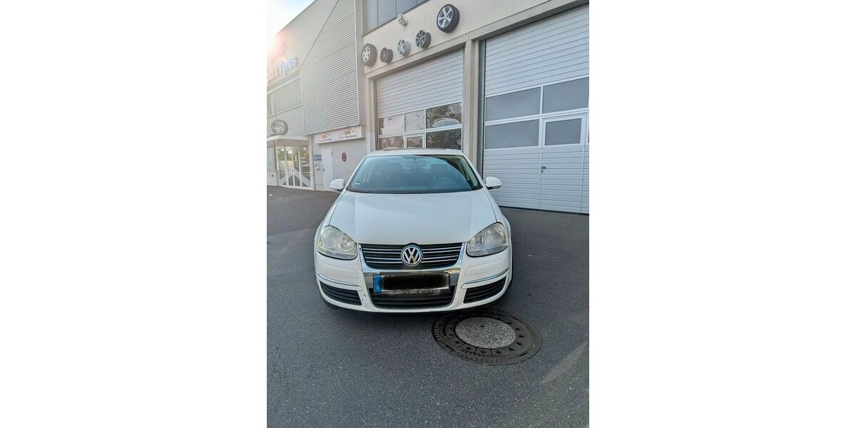 VW Jetta 219.000 km 2.000 &euro; Kitzingen 97318