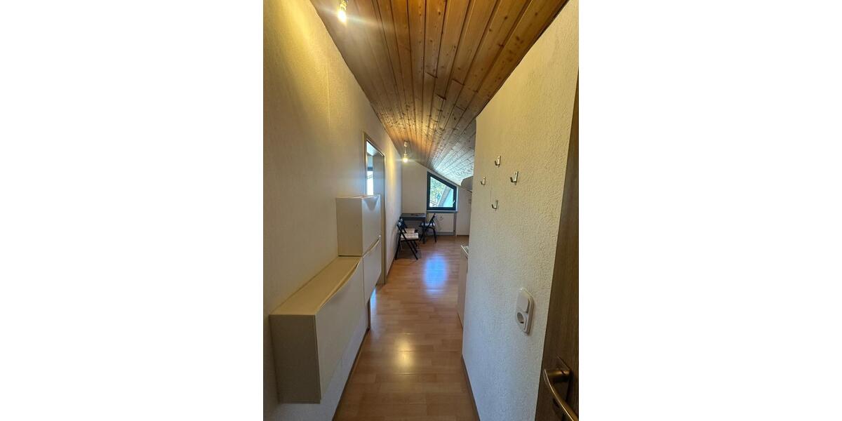 Dachgeschoßwohnung Würzburg Heuchelhof - 2 Zimmer, 43 m&sup2;, 505&euro; | Angebot:26252368